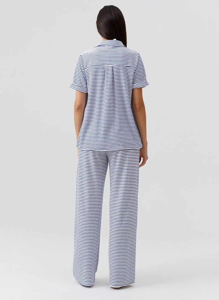 betty-navy-stripe-trousers_model_2026_B