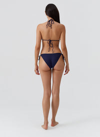 cancun-navy-bikini_model_2026_B
