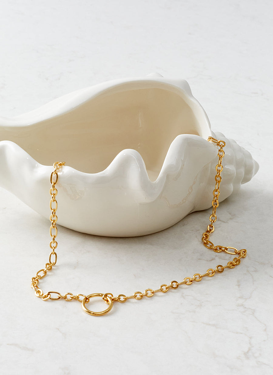 gold-charm-hanger-necklace_studio_image