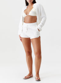 lauri-white-jacket_curvemodel_2024_F