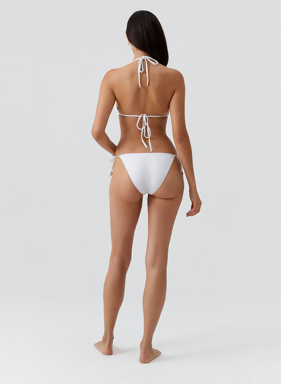 miami-white-bikini_model_2026_B