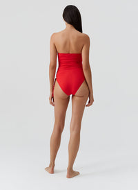 sydney-red-swimsuit_model_2026_B