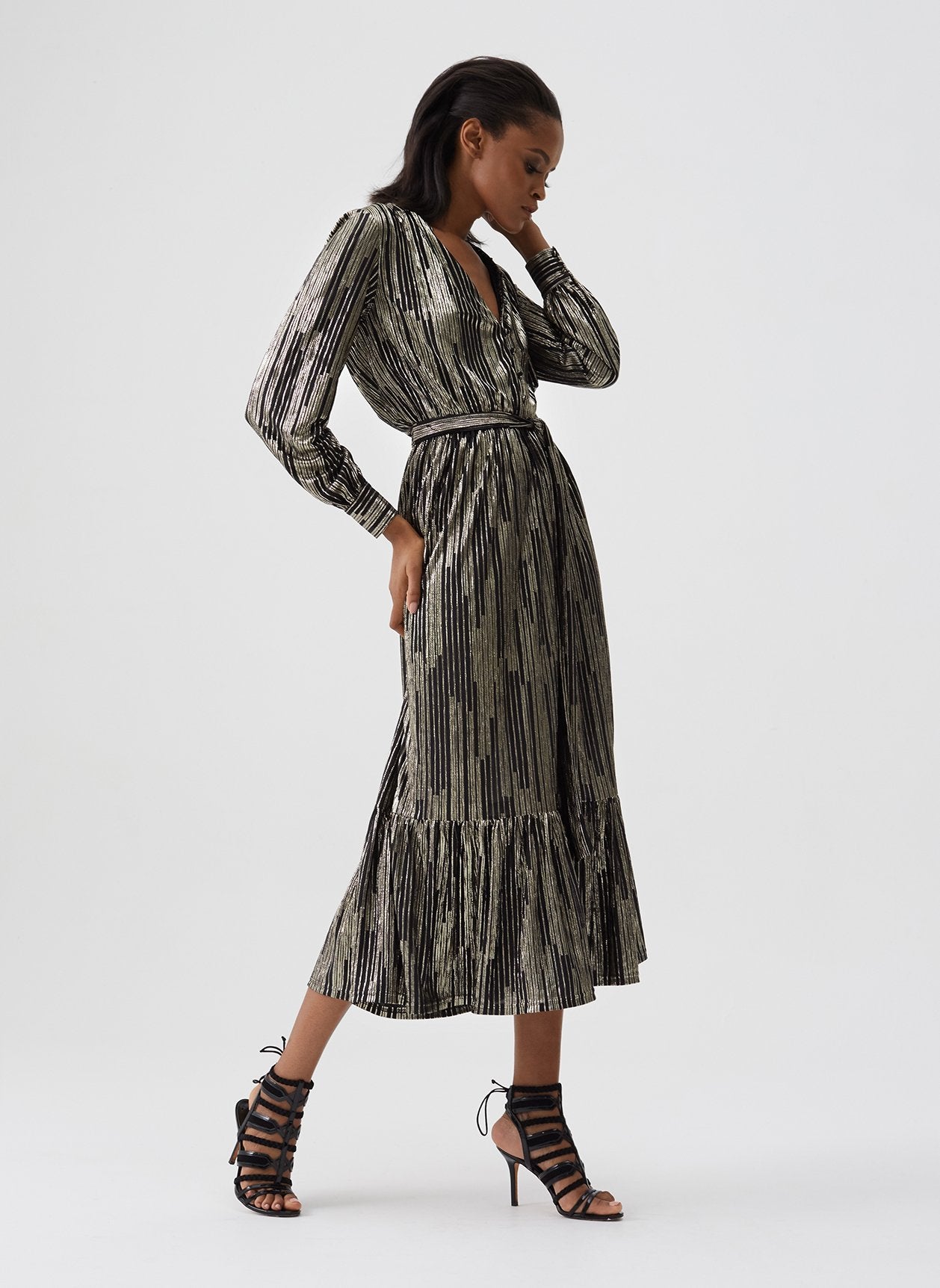 Jojo Black Shirt Midi Dress | Official EU Site Jojo Black Shirt Midi Dress | Official EU Site