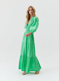 abigail-green-dress_model_2025_F2 