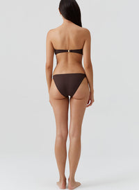 alba-brown-bikini_model_2026_B 