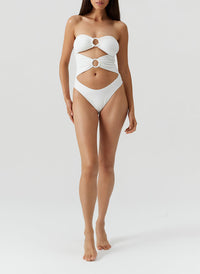 alicante-mazy-white-swimsuit_models_2026_F 