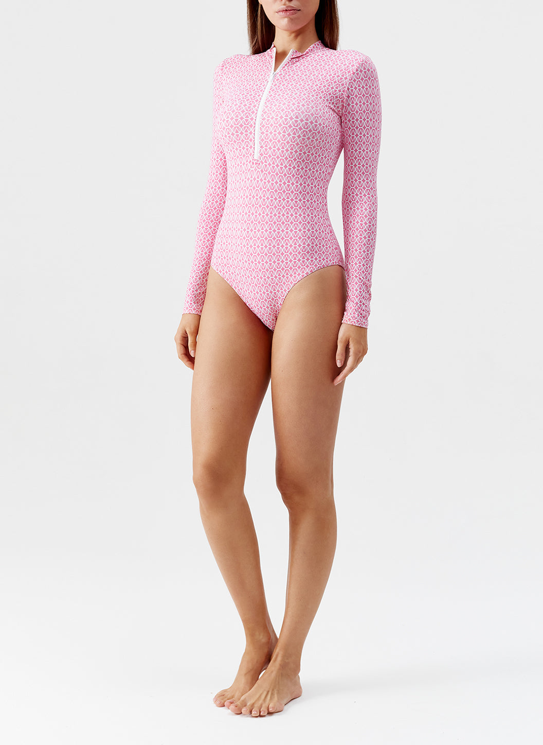 aruba_geopink_swimsuit_model_2024_F