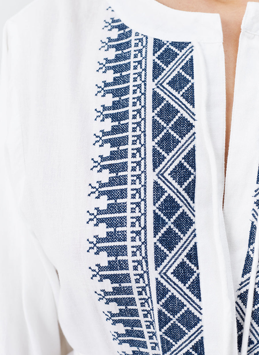 audrey-white-marine-kaftan_closeup_2025 