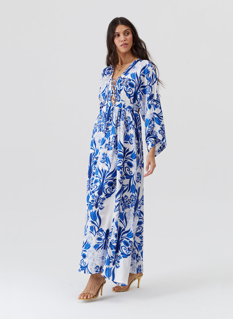 azura-sapphire-kaftan_model_2026_F2 