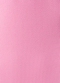 belgium-pink-ridges-bikini-top_closeup_2025_1 