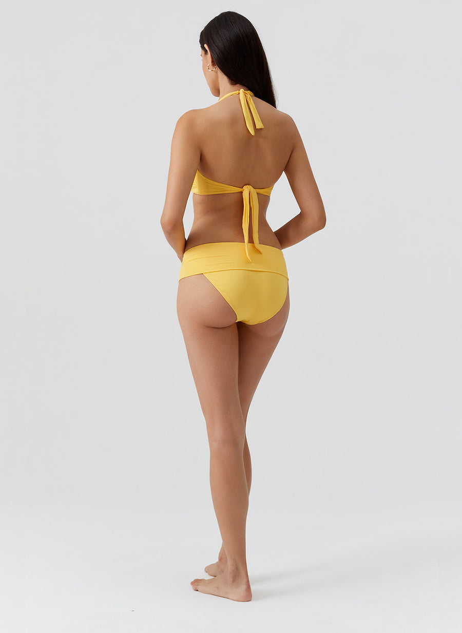 brussels-sunflower-bikini_models_2026_B 