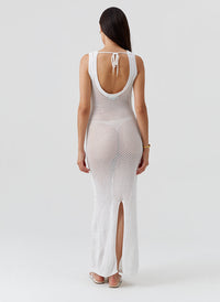 callie-white-dress_model_2026_B 