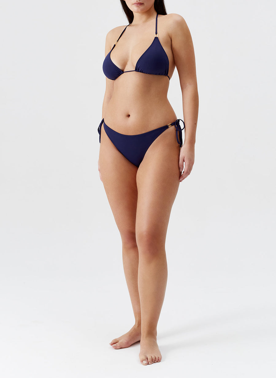 cancun-navy-bikini_curvemodel_2024_F