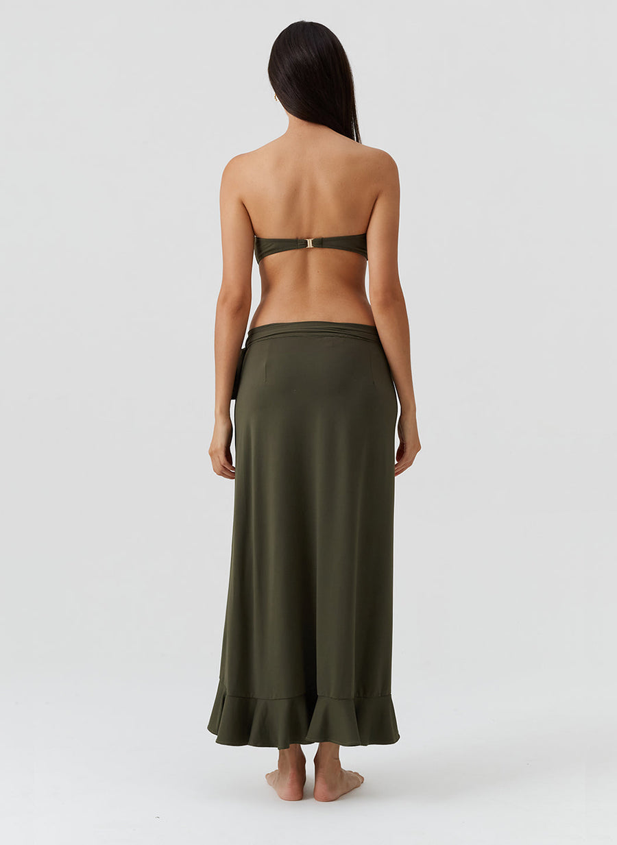 cassidy-olive-skirt_models_2026_B 