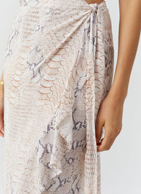 danni-lizard-skirt_closeup 