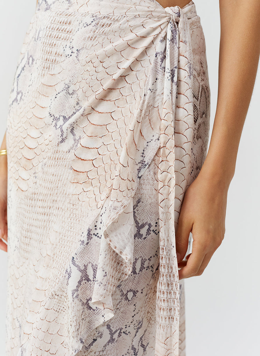 danni-lizard-skirt_closeup 