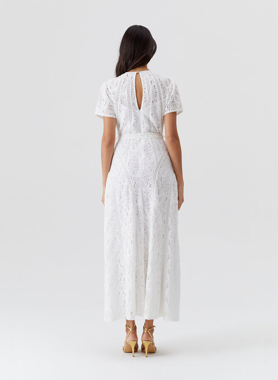 elara-white-dress_model_2026_B 