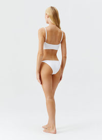 elba-white-bikini_model_2025_B 