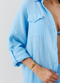 elena-oasis-shirt_closeup 