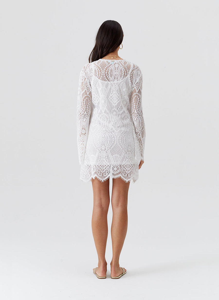 elizabeth-white-dress_model_2026_B 