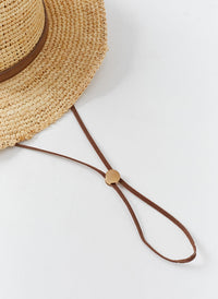 estrella-tan-hat_cutouts_2026