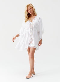 evin-white-dress_model_2025_F 