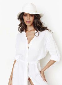 fedora-white-hat_studio