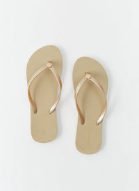 flip-flops-gold_cutout (2)