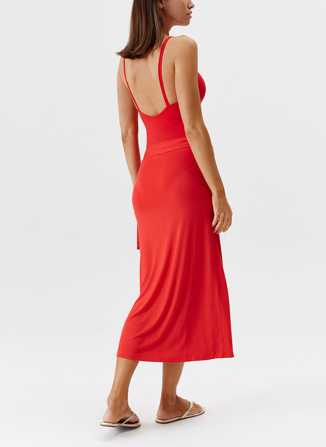 ida red skirt model 2024 B