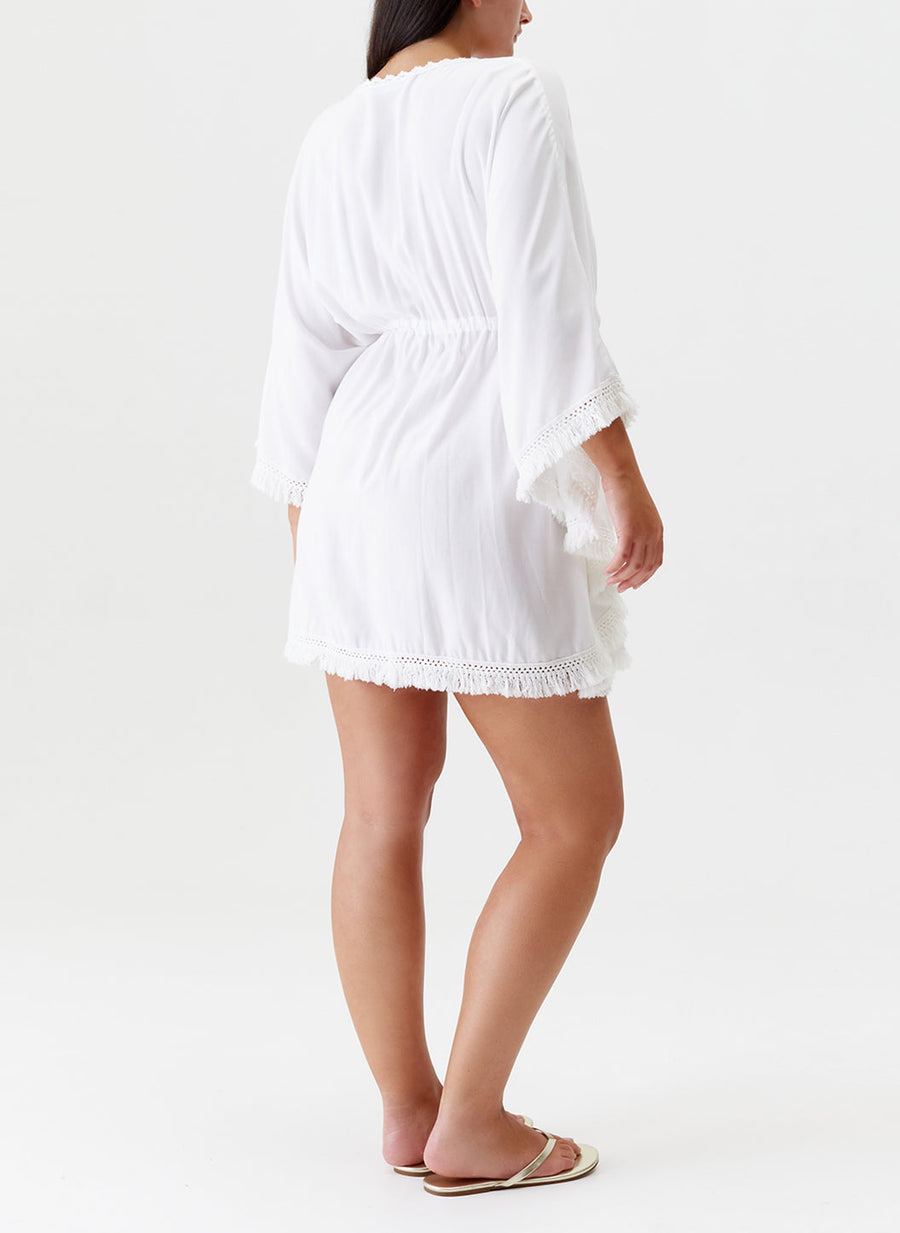 isabelle-white-kaftan_curvemodel_2024_B