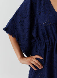 ivy-navy-kaftan_closeup 
