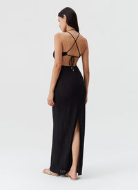 jen-black-dress_model_2027_B 