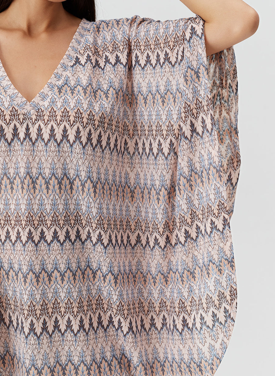 josie-sand-knit-kaftan_model_2027_closeup 