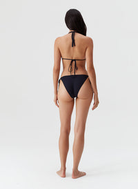 juno-black-bikini-bottom_model_2027_B 