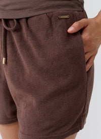 laura-coffee-shorts_closeup 