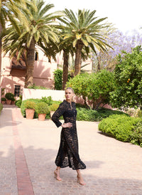 leila-black-dress_lifestyle_2026_1 