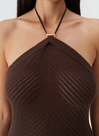 liliana-brown-dress_model_2027_closeup 