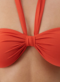 luma-cinnamon-bikini-top_model_2027_closeup 