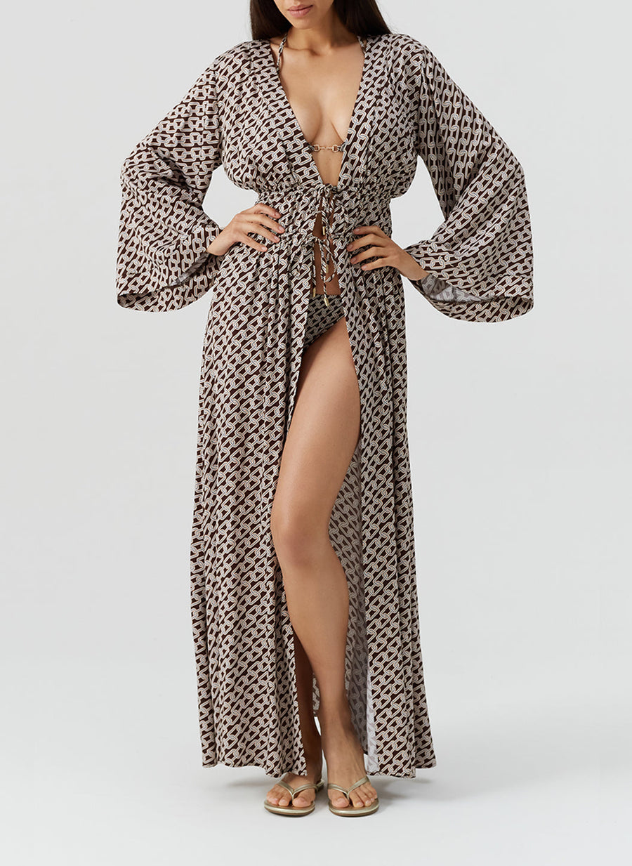 maja-chain-kaftan_models_2026_F 