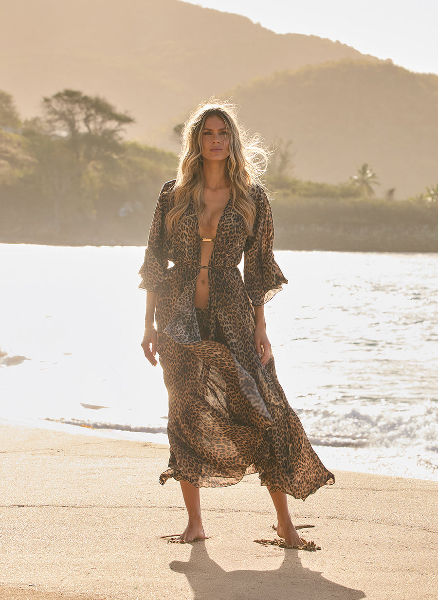 manon-cheetah-kaftan_lifestyle_2026 