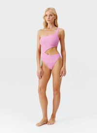 nassau-pink-zigzag-swimsuit_model_2025_F 