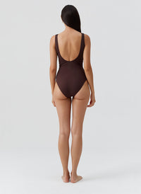 nevada-brown-swimsuit_models_2026_B 