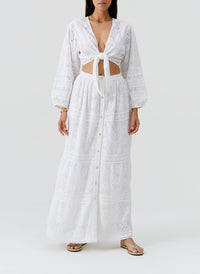 novie-white-skirt_model_2026_F 