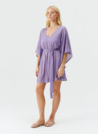 petra-viola-kaftan_model_2025_F 