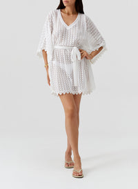 petra-white-kaftan_models_2026_F 