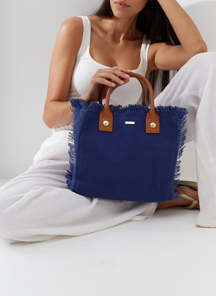 porto-cervo-navy-tan-tote_model 