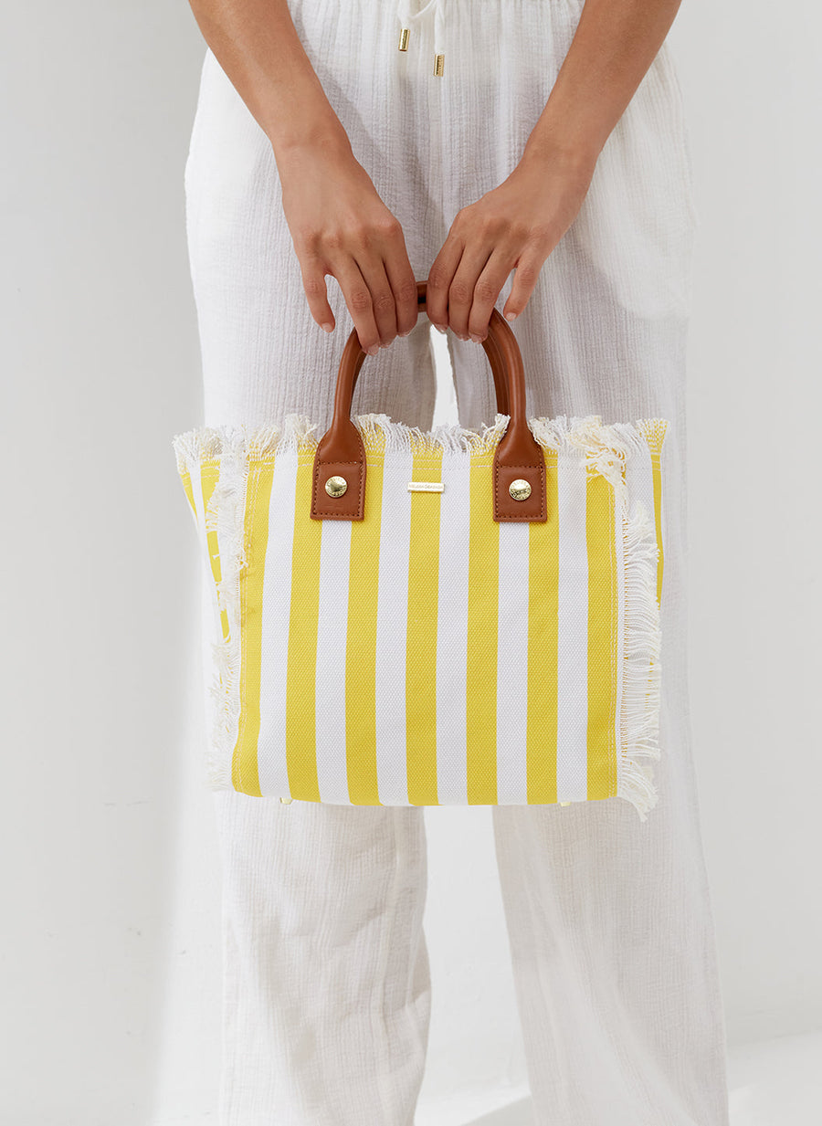 porto-cervo-yellow-nautical-tote_model 