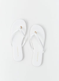 sandals-white_cutouts_2025_2 