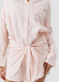 sara-pale-pink-dress_model_2026_closeup 