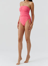 sydney-coral-swimsuit_model_2026_F2 